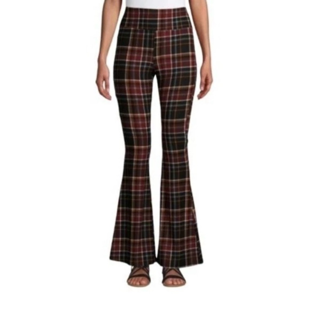 No Boundaries Women’s Plaid Pull On Flare Pants Stretch Size: Small 3-5